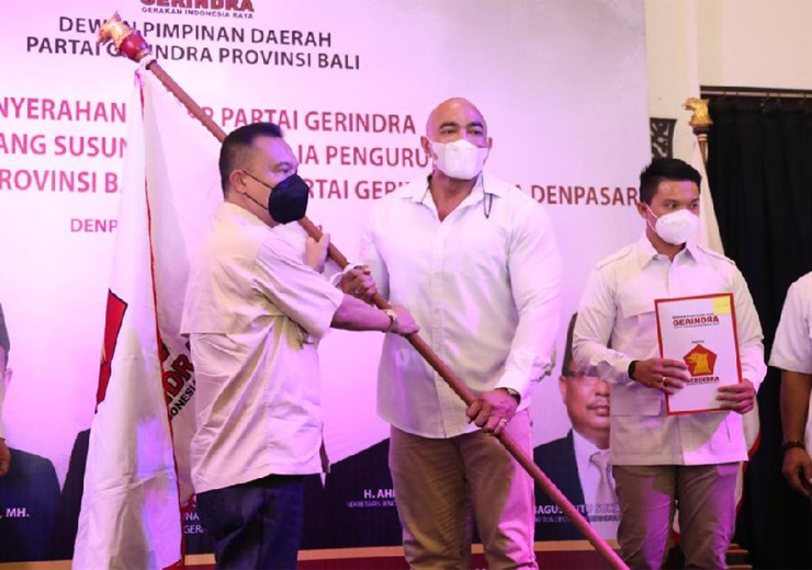 Ketua Harian DPP Gerindra Sufmi Dasco melantik pengurus DPD Gerindra Bali